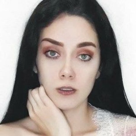 Mika Janneth star pornographic image