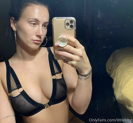 littlebbyy nice pornstar photo