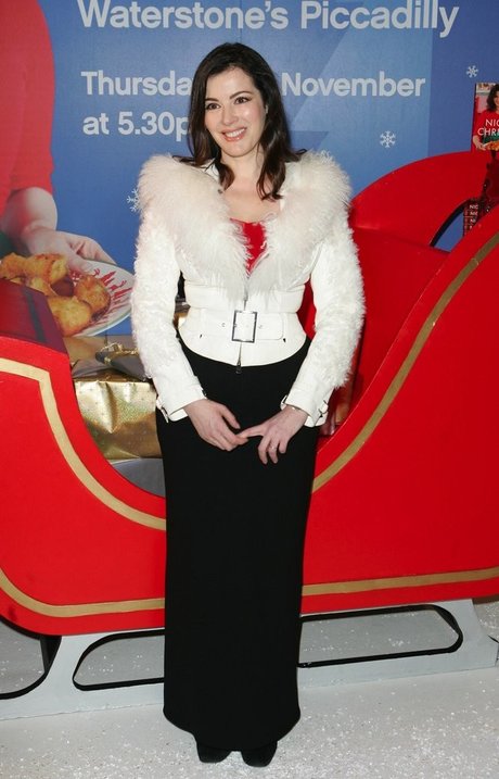 Nigella Lawson star nice img