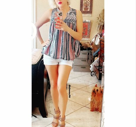 Hotmommy956 pretty star photos