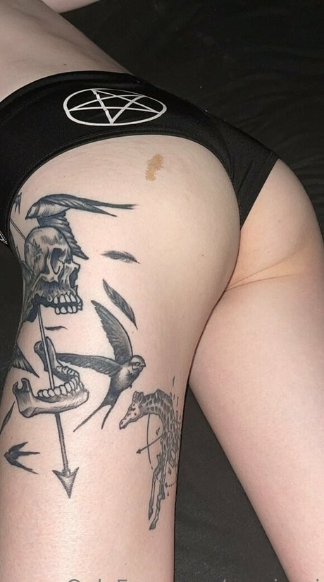 macironi xxx pornstar img