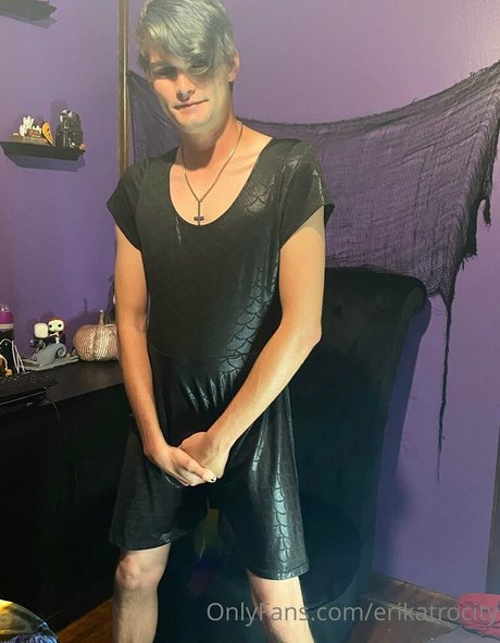 erikatrocity sex model pics