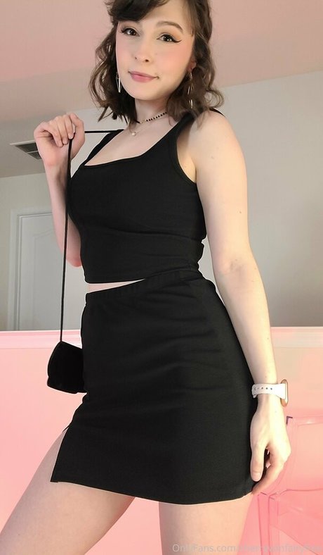 cherryvonfairyfree pornstar exclusive pic