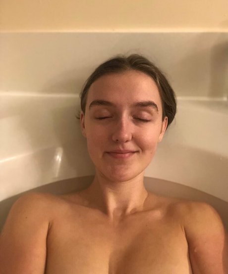 foxyopheliaa model free galleries