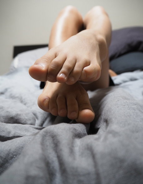 simplykimsfeet star erotic img