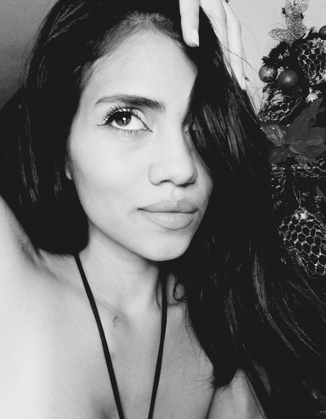 venus 22 art actress img