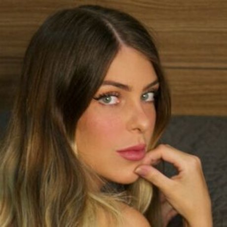 Ana Bruna Avila model art photos