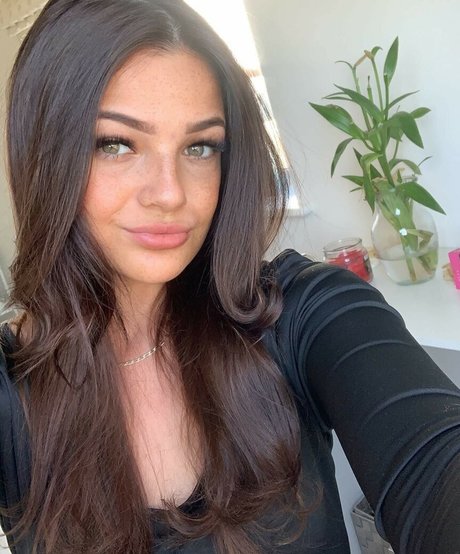 deedemi96 pornstar top pic