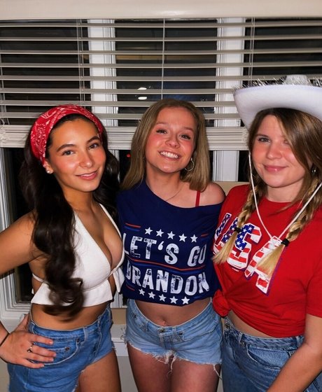 gracie25970 erotic star archive