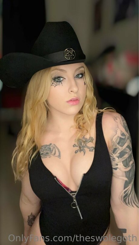 theswolegoth hot star pictures