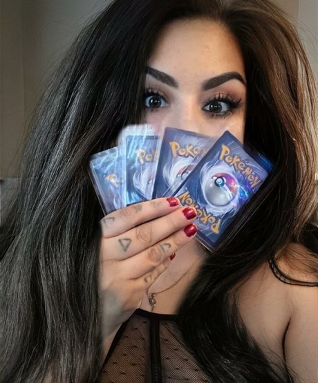 Cl0utstrife adult actress img