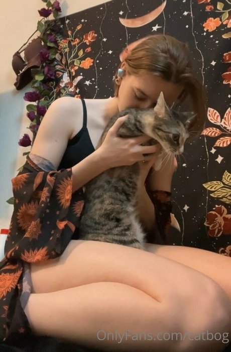 catbog beautiful pornstar photo