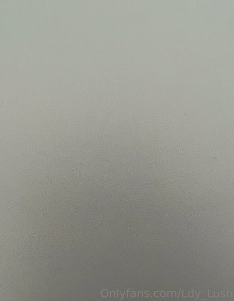 ldy lush nude model photo