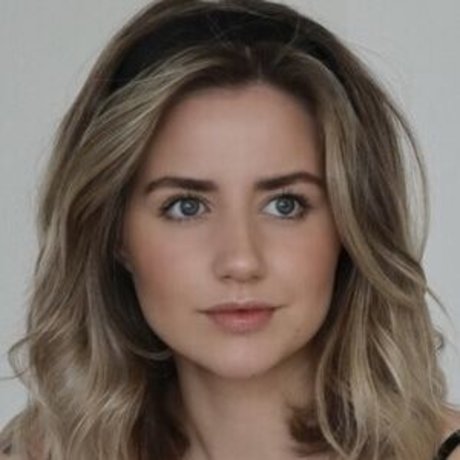 Sarah Eveliina star beautiful pics