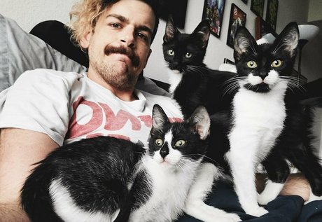 fosterkittendad pornstar nude pic