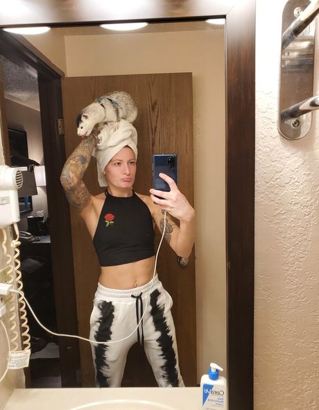 mikaylarainesfans nudes actress galleries