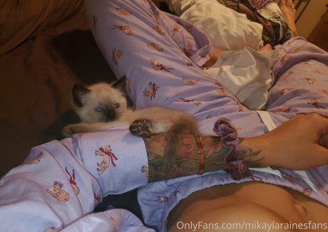 mikaylarainesfans model pornographic photos