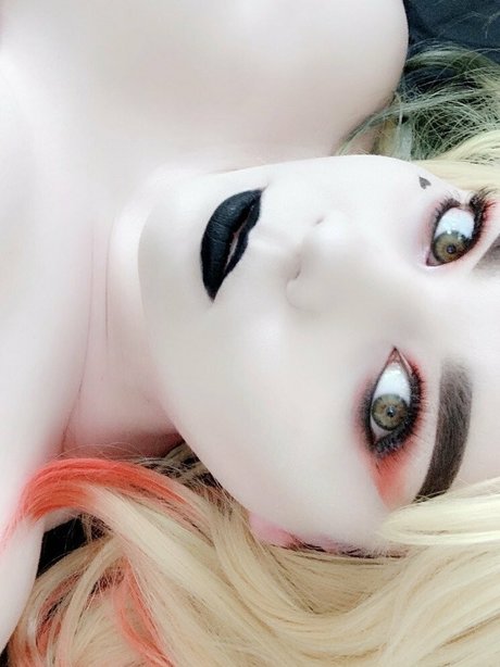 itsahmia beautiful model images