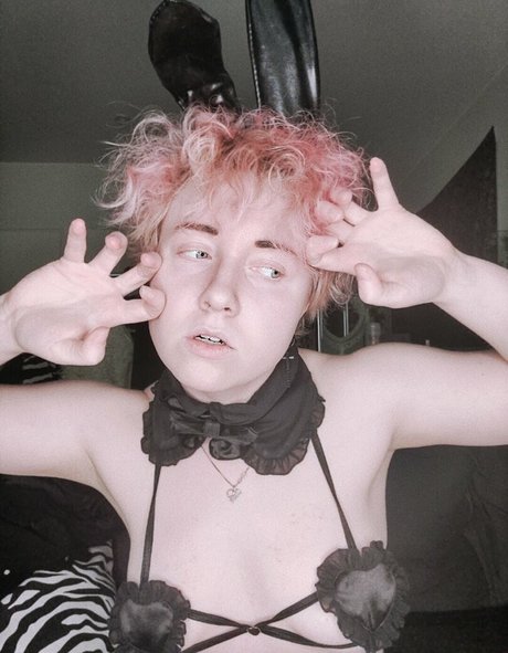 baibeloved nudes star img