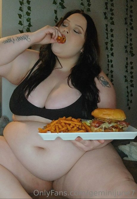 geminijune7 erotic actress img