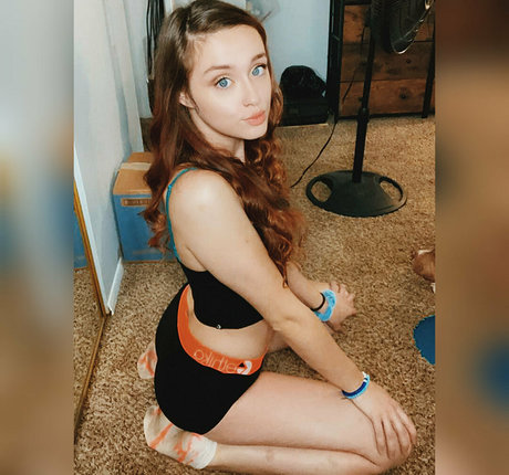 erikaeliseof best model photo