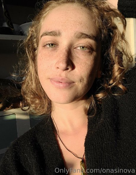 onasinova pornstar nice image