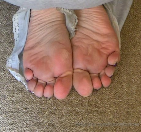 homefortoes sexy star photos