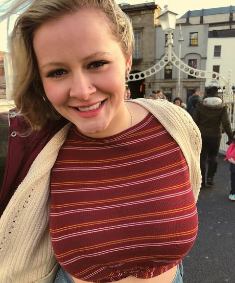 Bridget N porn star gallery