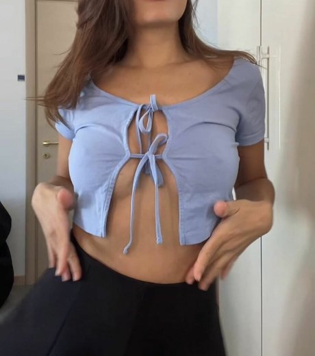 Ambracherry model hd archive