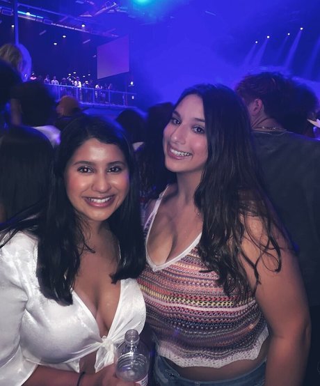 Kaylee Eller beautiful pornstar pic