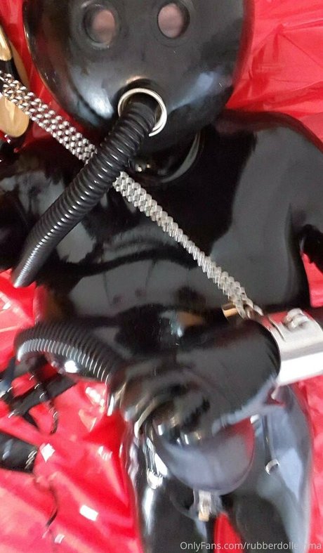 rubberdollemma free pornstar image