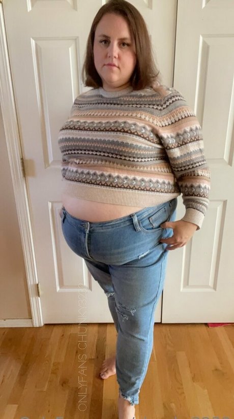 chunky3232 erotic model archive