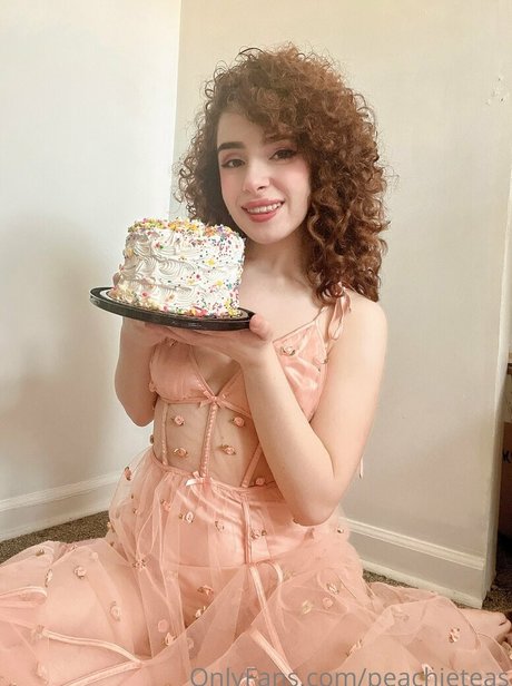 Peachieteas erotic star pictures