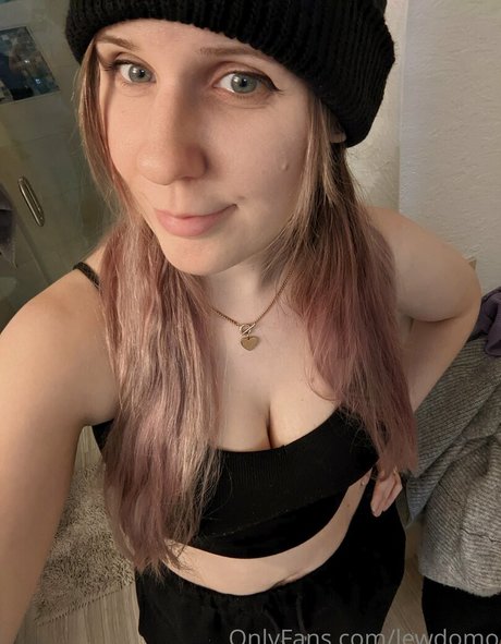 emo onlyfans naked archive