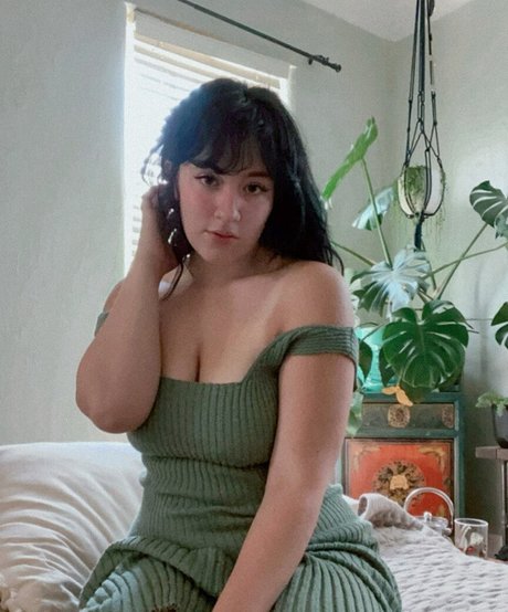 MapleDivine xxx star gallery