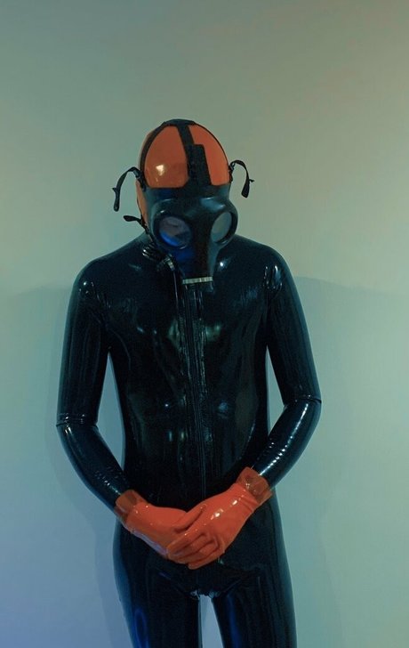 manfromearth naked pornstar photos