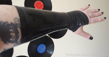 punkfarts adult actress pic