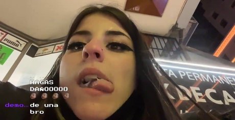 Abbyimu top model picture