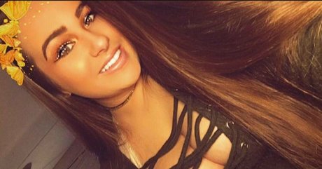 Tatiana Gianacopoulos hot model photos