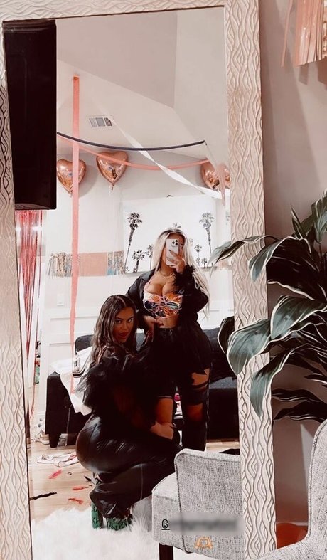 Tatiana Gianacopoulos model beautiful gallery