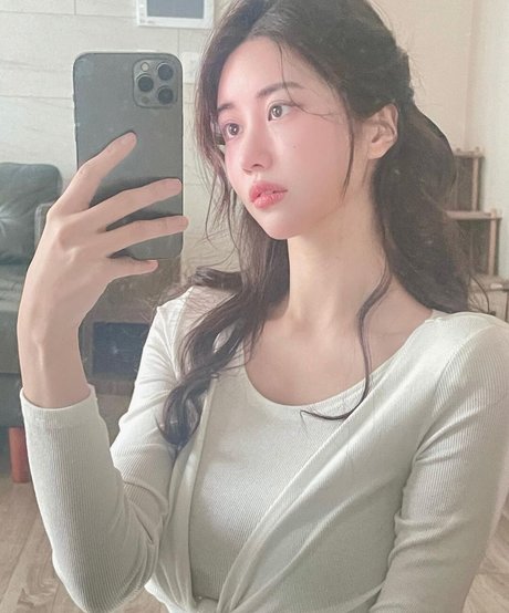 Lee Hayun exclusive actress archive