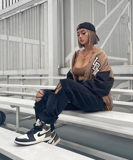 Nika Higashionna model perfect galleries