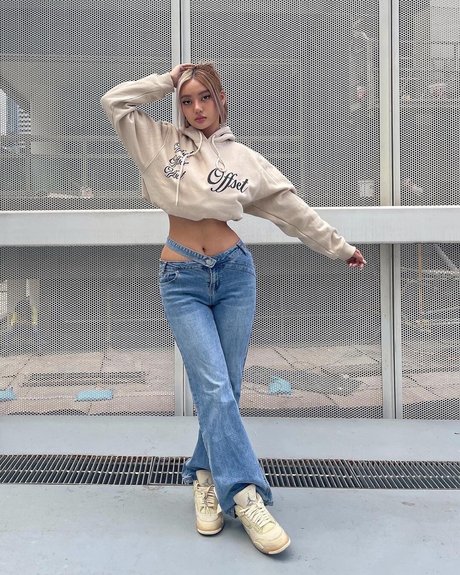 Nika Higashionna free model picture