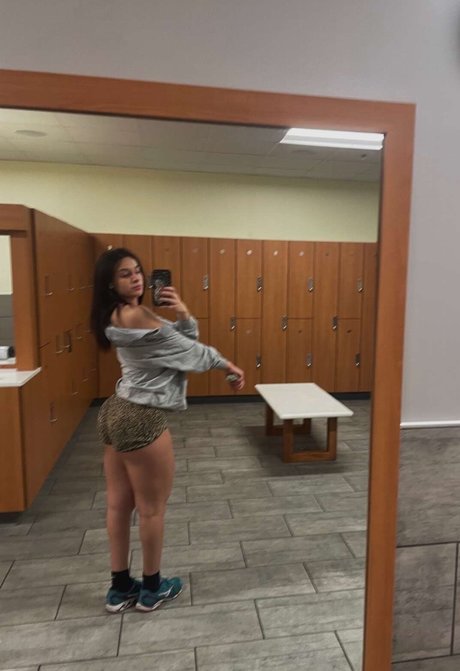 SophGara perfect star photos