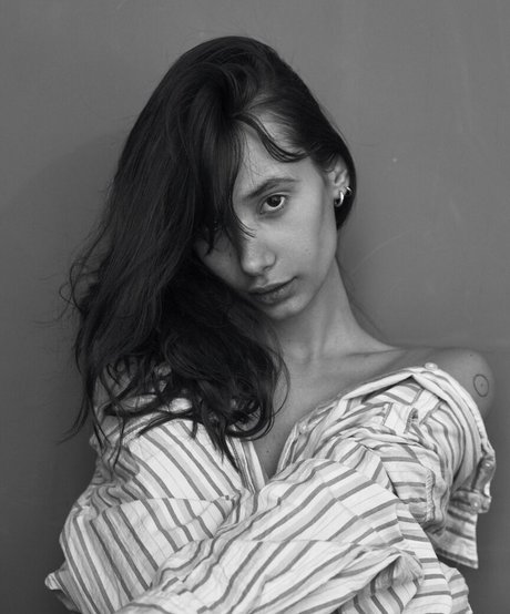 Jennifer Laptiacru pornstar nude images