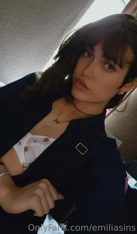emiliasins pornstar exclusive galleries