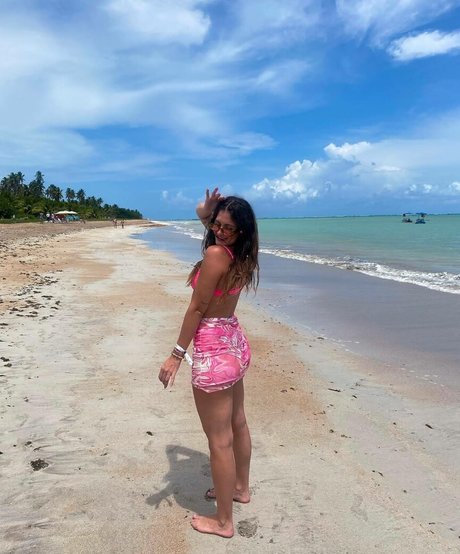 Mariana Nery perfect star images