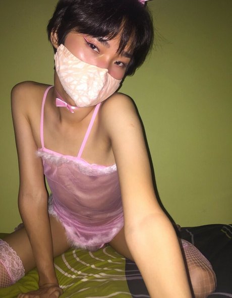 Seraline erotic pornstar img