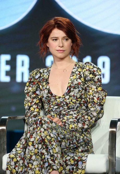 Jessie Buckley pornstar free pic