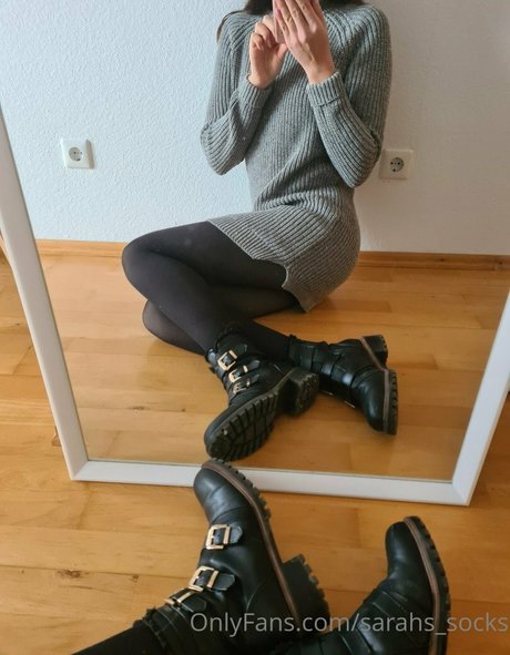 Sarahs fetish world Profile pic